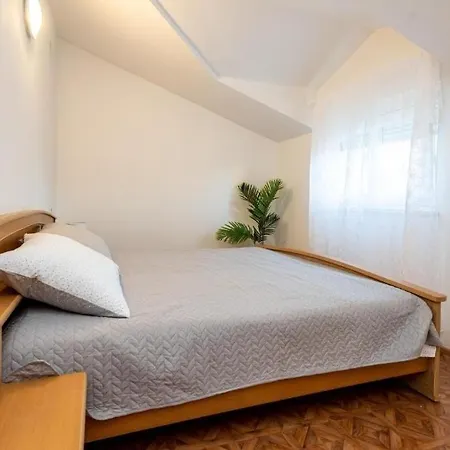 With Parking Space - 24553 Apartament