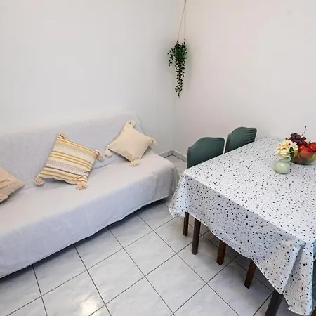 Apartmán With Parking Space - 24553 *