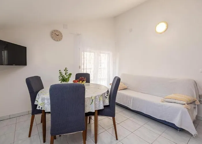 דירה With Parking Space - 24553 וודיצה